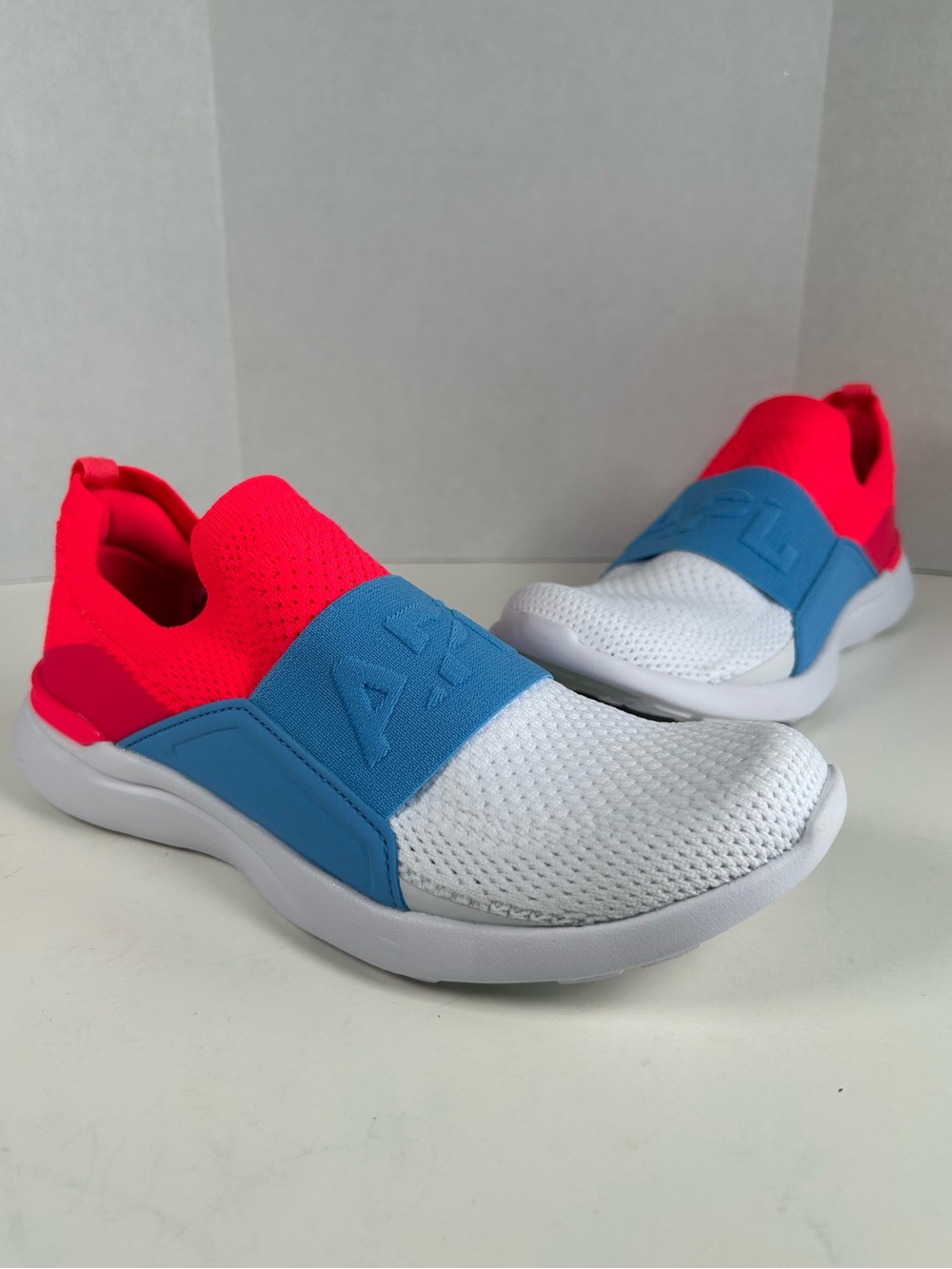 APL Women’s TechLoon Bliss Running Shoes Magenta/Coastal Blue/White Size 6